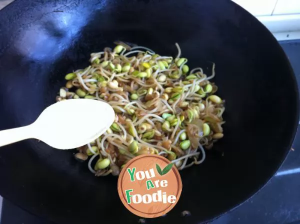 Stir fried bean sprouts