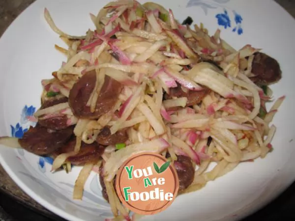 【-Shandong-cuisine-】-fried-sausage-with-radish