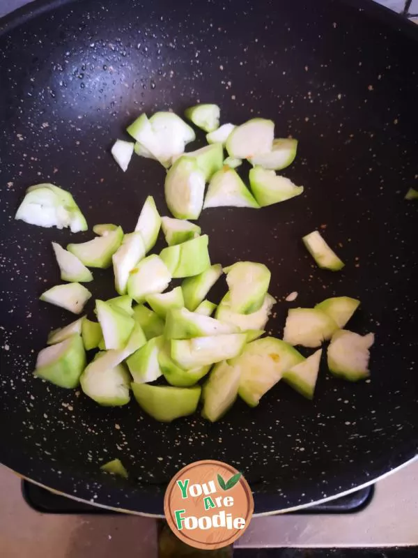 Towel gourd and egg soup