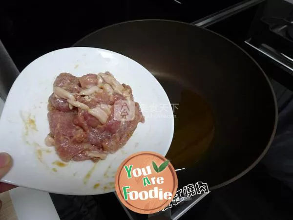 Fried towel gourd with sliced meat