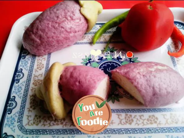 Pictographic eggplant steamed bread