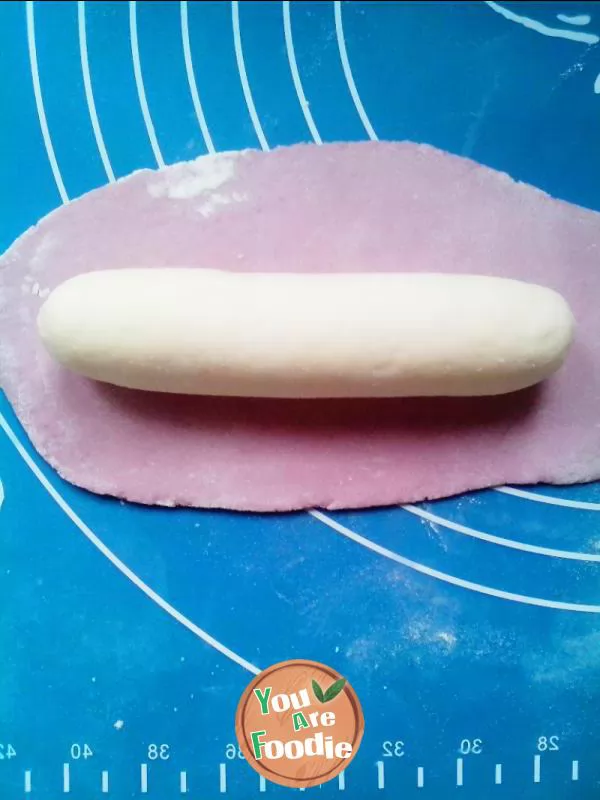 Pictographic eggplant steamed bread