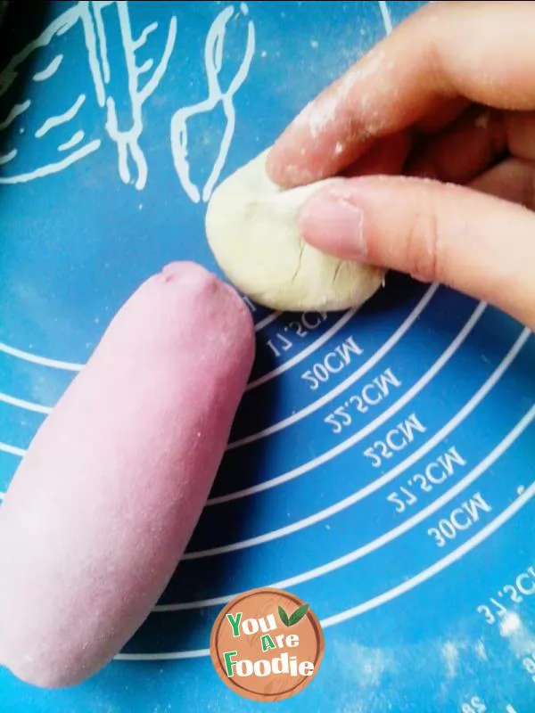 Pictographic eggplant steamed bread