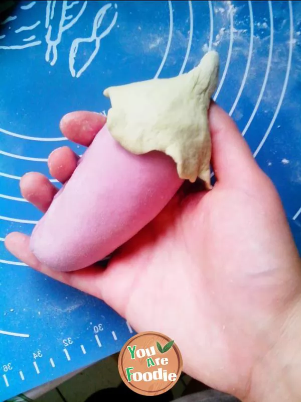 Pictographic eggplant steamed bread
