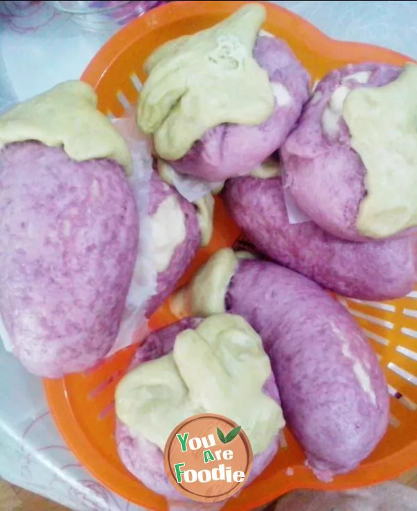 Pictographic eggplant steamed bread