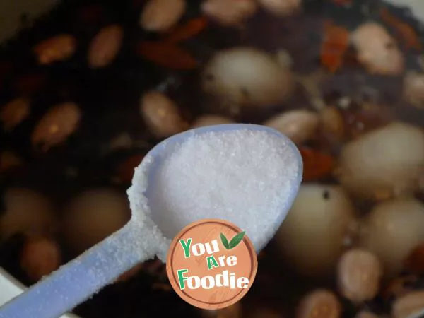 [boiled quail eggs with peanuts and black sesame seeds] make your eyes brighter