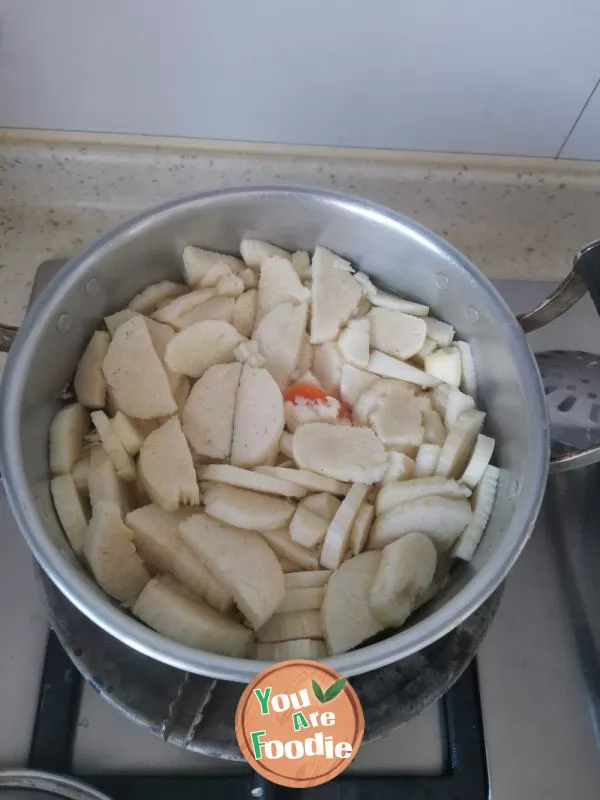 Stir-fried pork with bamboo shoots