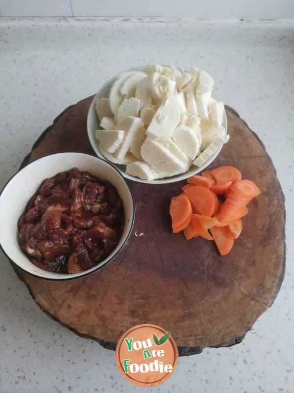 Stir-fried pork with bamboo shoots