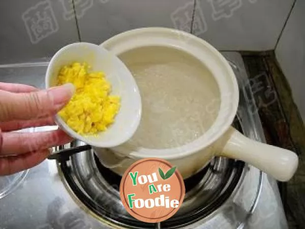 Lily egg yolk congee