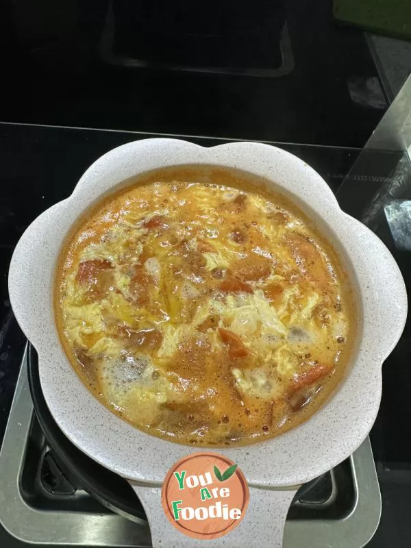 Egg&vegetable soup with tomato and laver