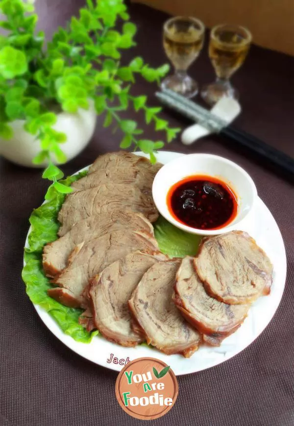 Braised-beef-tendon