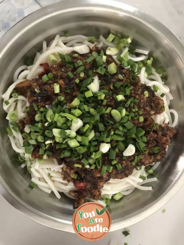 Yunnan rice noodles with soy sauce