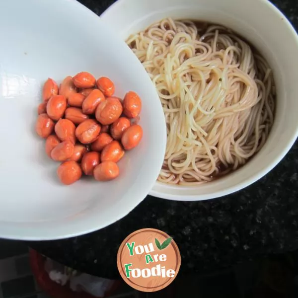 Stewed meat and noodles