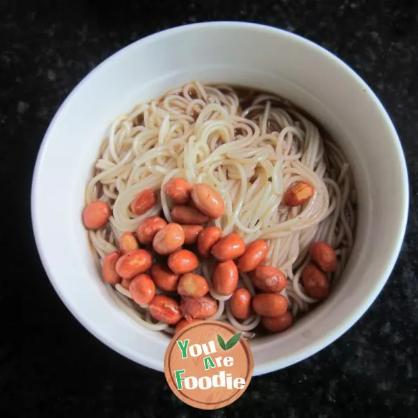 Stewed meat and noodles