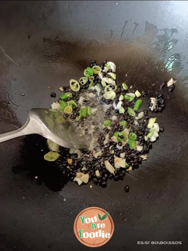 Braised taro seedling with black bean sauce