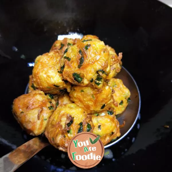 Fried carrot balls