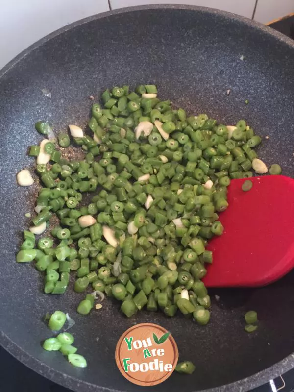 Stir fried bean with minced meat