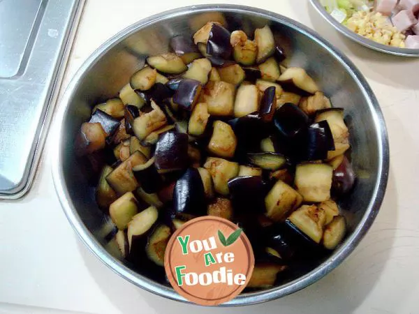Stir fried diced eggplant