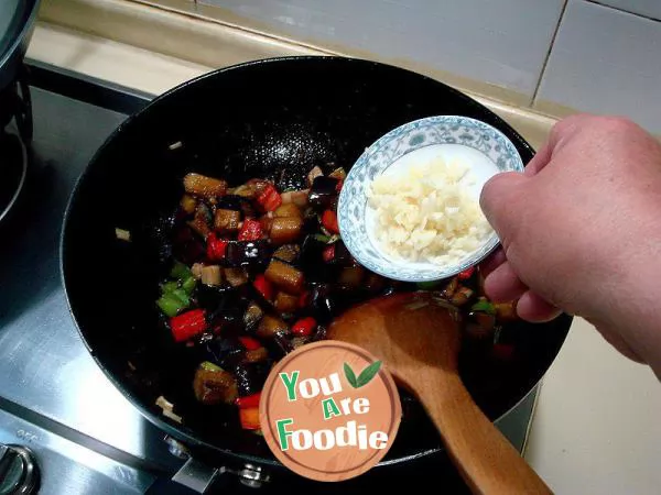 Stir fried diced eggplant