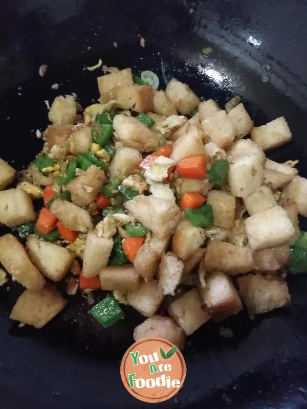 Steamed buns with vegetables