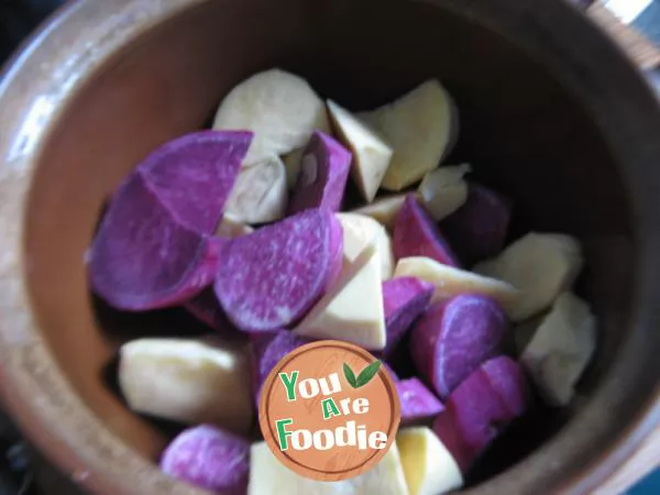 Double color sweet potato soup