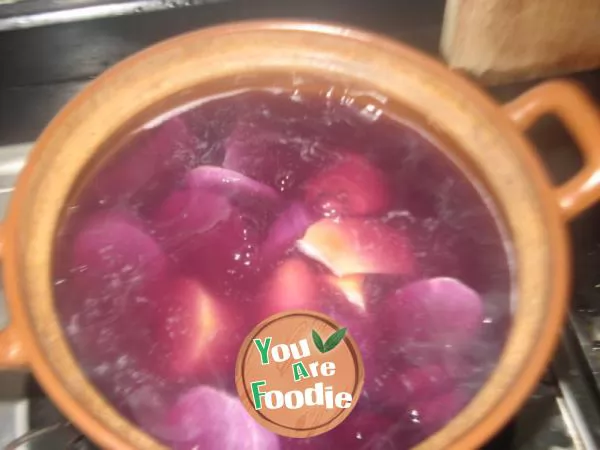 Double color sweet potato soup