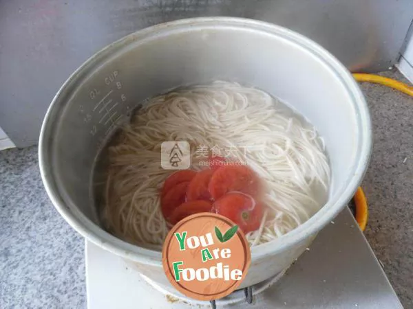 Noodles in tomato soup