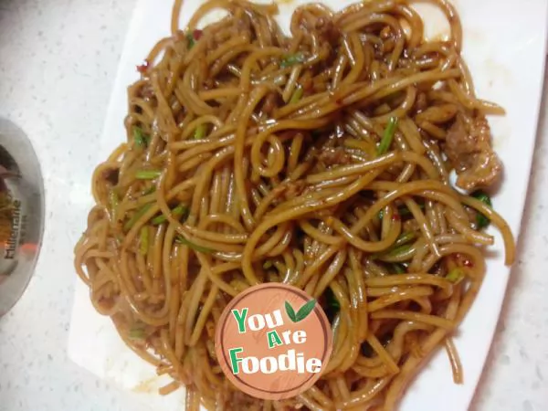 Fried-meat-noodles