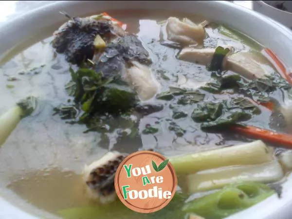 [fish]-eat-more-than-one-fish----big-bone-soup-with-mullet-head