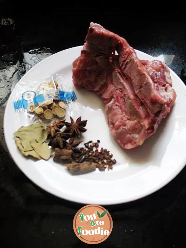Zero cooking skill, creating northeast famous dish --- northeast sauce skeleton at home