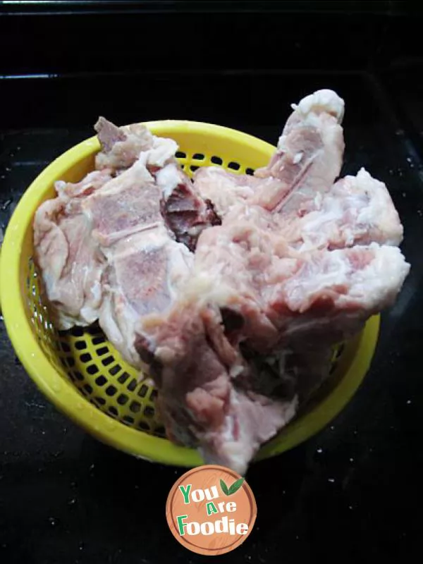 Zero cooking skill, creating northeast famous dish --- northeast sauce skeleton at home