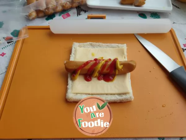 Toast cheese hot dog