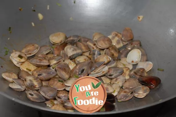 Clams in soy sauce