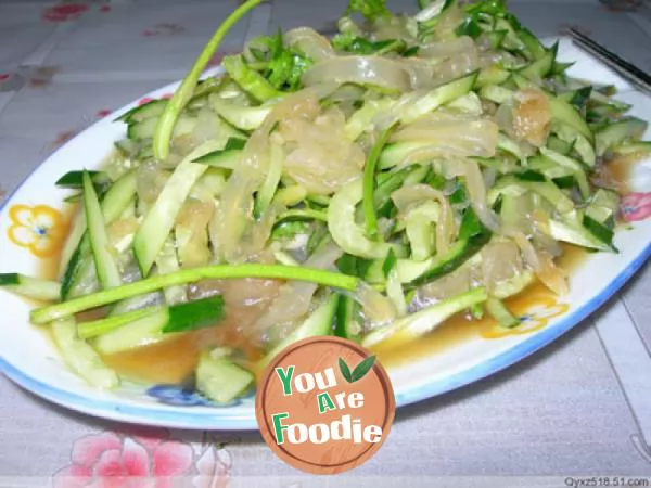 Shredded-jellyfish-with-cucumber