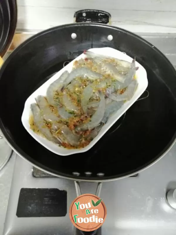 Steamed shrimp with vermicelli