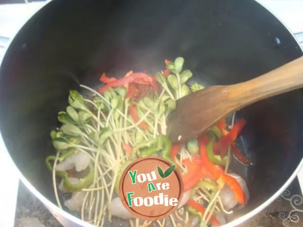 The gorgeous transformation of instant noodles -- pickled instant noodle pot