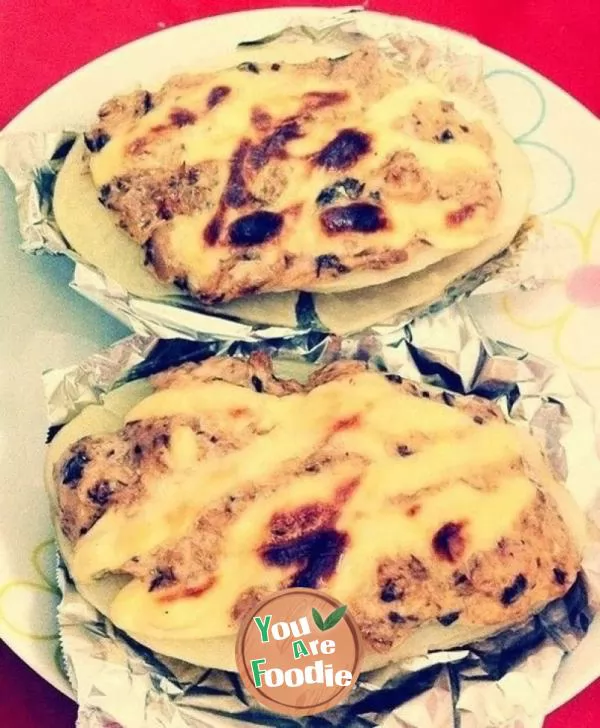 Baked potato paste with tuna fish cheese