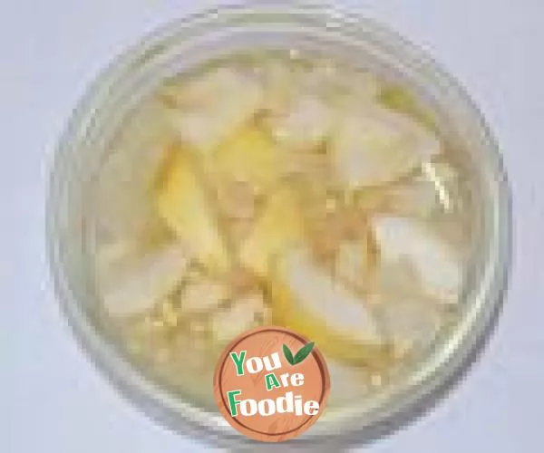 Moistening lung and relieving cough -- Chuanbei Xueli white fungus soup