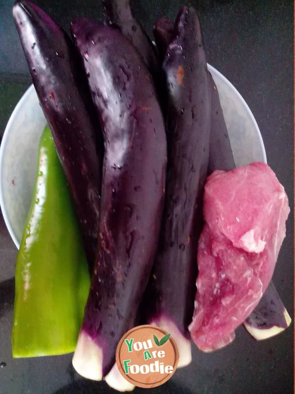 Eggplant with minced meat sauce