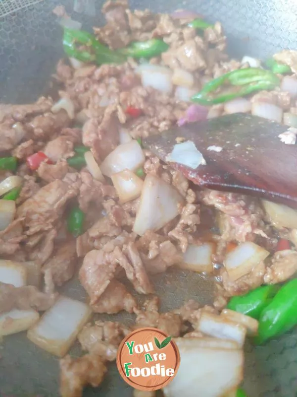 Fried Beef with Eggs and Onions