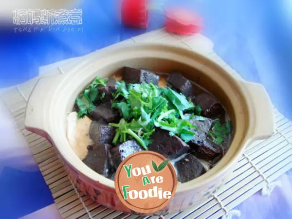 Stewed mutton blood and tofu