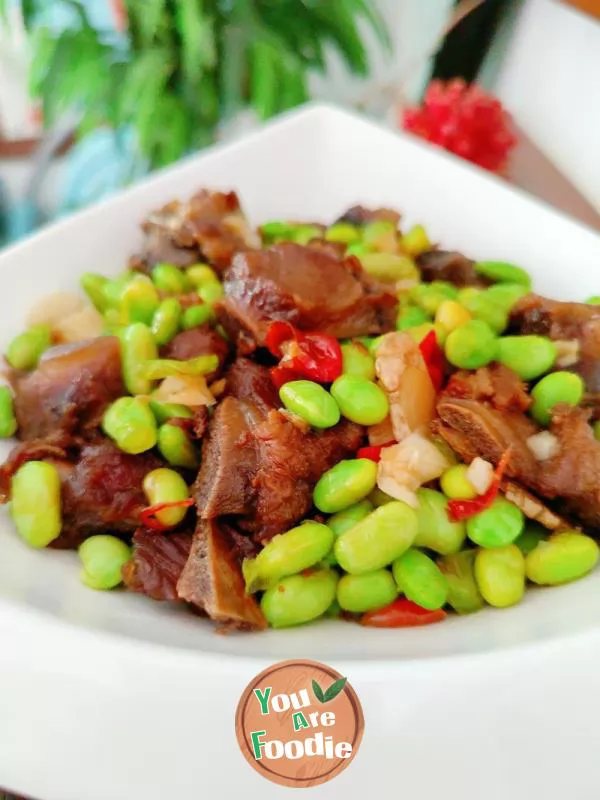 Braised spareribs with soybeans