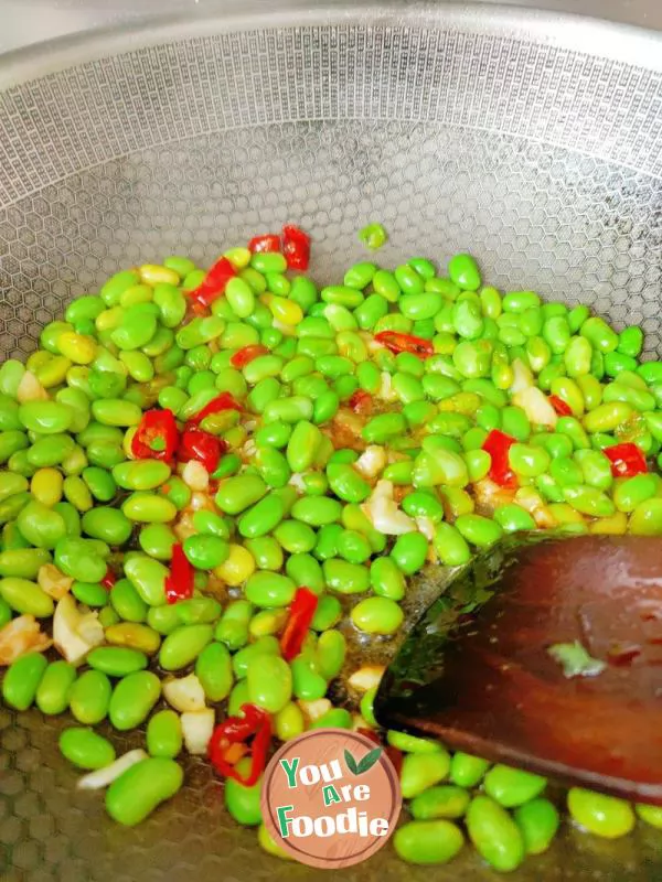 Braised spareribs with soybeans