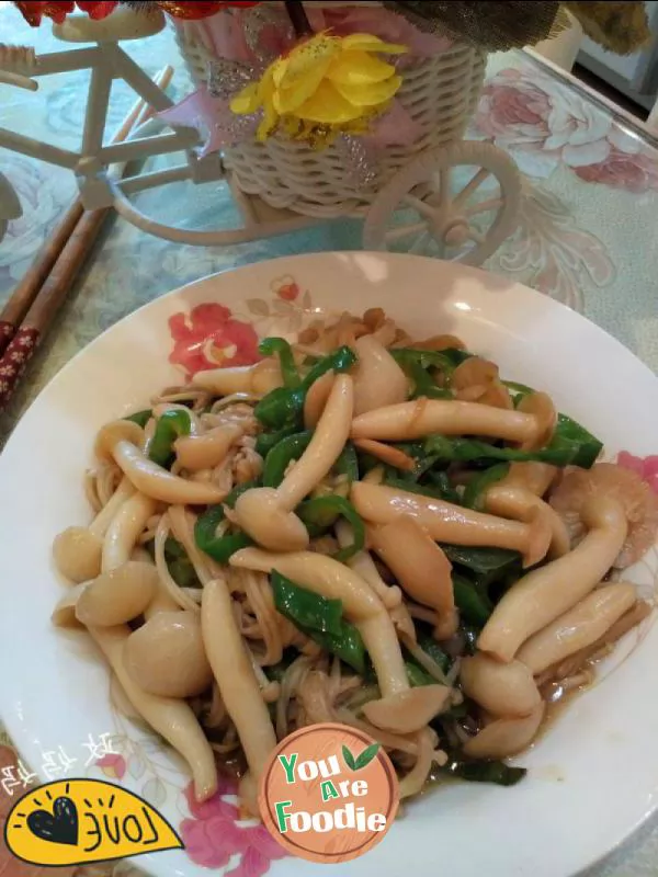 Fried Seafood mushrooms with pepper