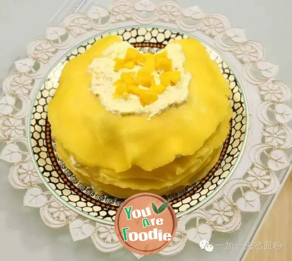 Mango thousand layer cake can be made in a household pan