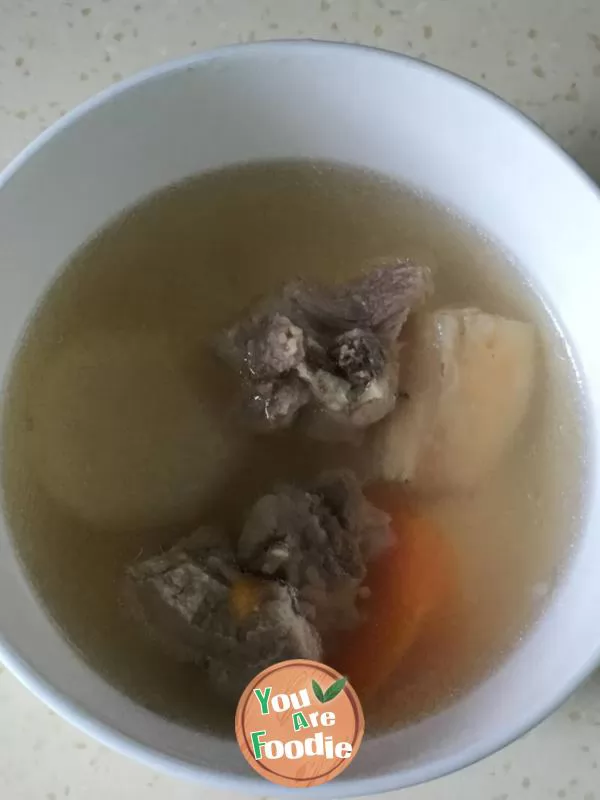 Gegen pork bone soup