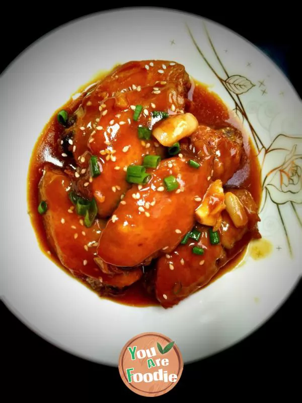 Chicken wings in honey sauce