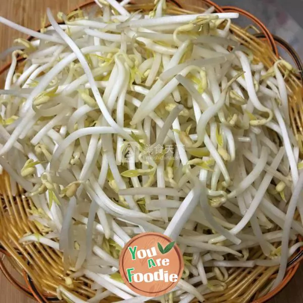 Cold bean sprouts