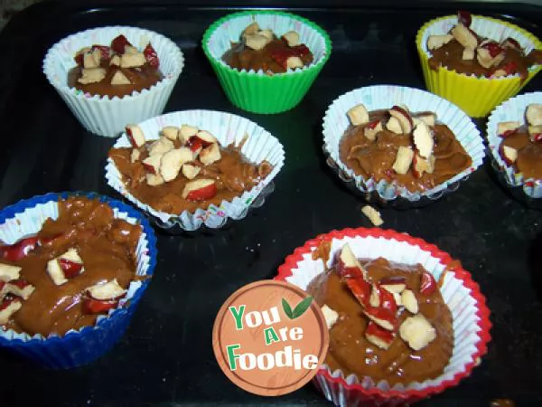 Jujube brown sugar muffin for invigorating qi and blood