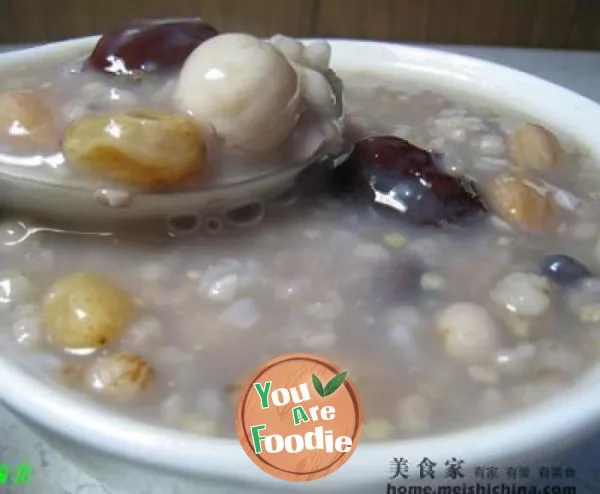 Congee with Nuts and Dried Fruits